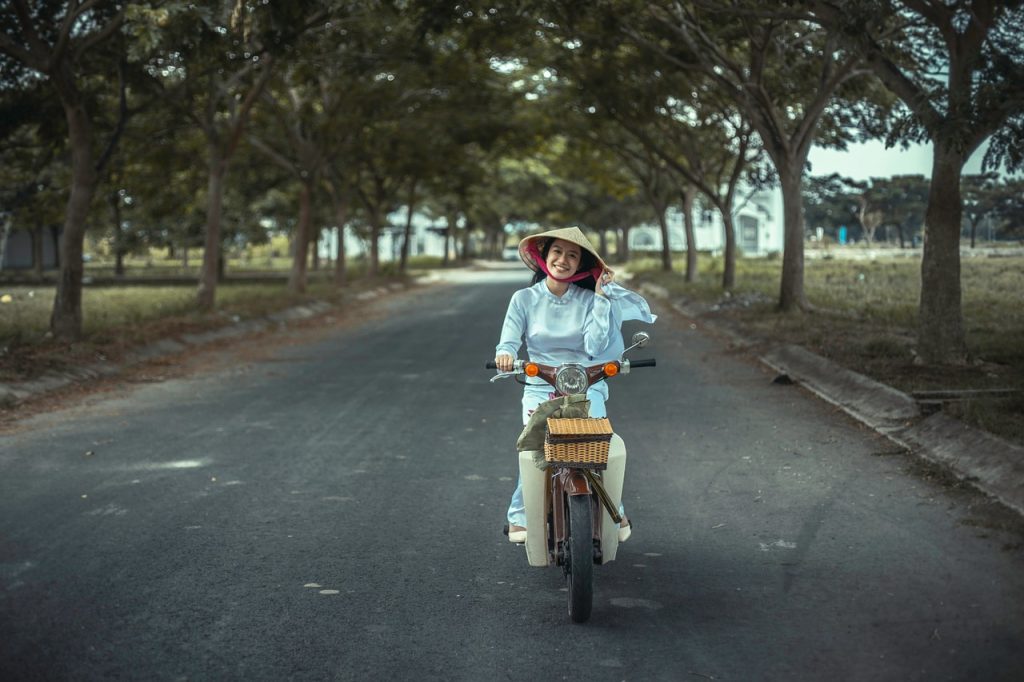 woman, moped, asia